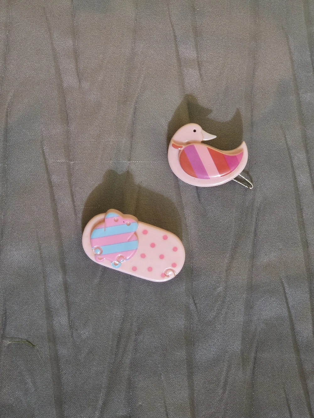 1976 Girls Barrettes